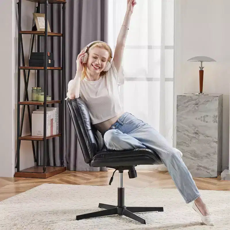 Chaise Criss-Cross moderne, sans accoudoirs avec assise extra large, pivotante et réglable en hauteur pour bureau et salle de lecture