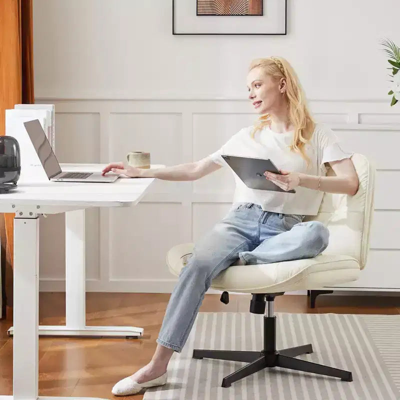 Chaise Criss-Cross moderne, sans accoudoirs avec assise extra large, pivotante et réglable en hauteur pour bureau et salle de lecture